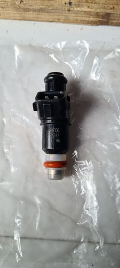 Honda petrol injectors