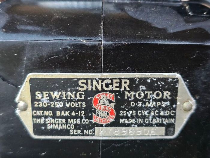 Singer sewing machine