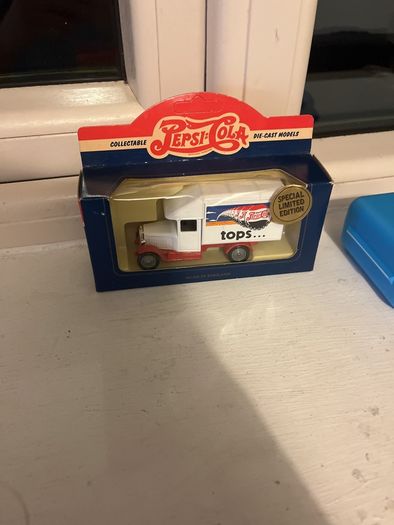 Pepsi cola diecast model van