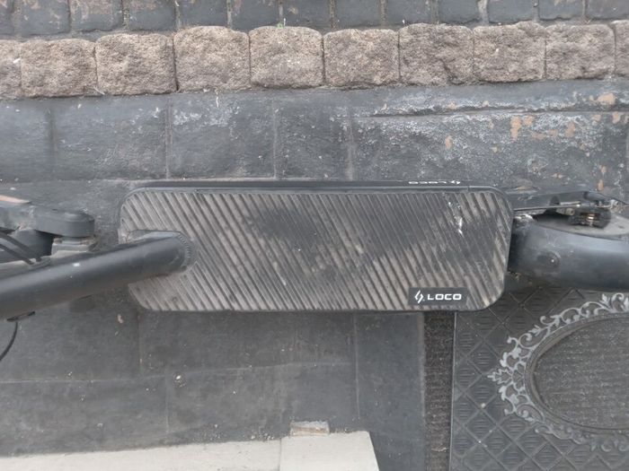 Loco electric scooter