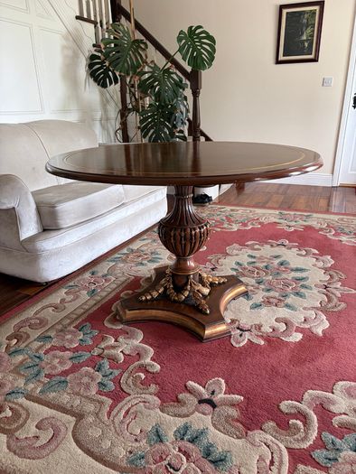 Round Oak Dining Table