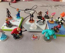 Disney Infinity games and NFC budle