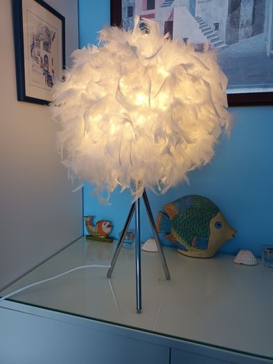 Feather Table Lamp
