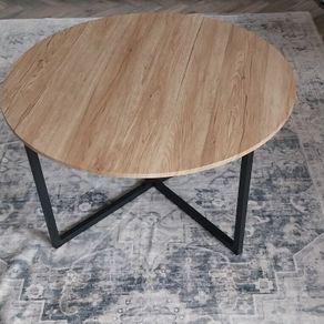 Coffee table round, Industrial style. E60 or nearest offer.