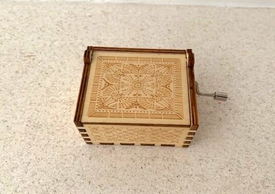 Amelie Music Box