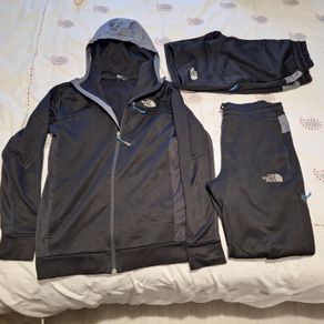 The North Face XS mens tracksuit and shorts
