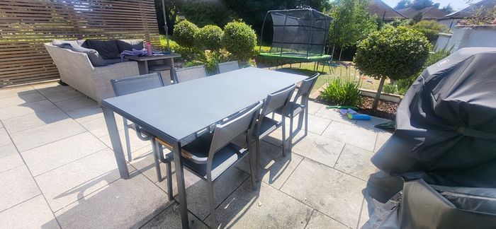 Outdoor dining set