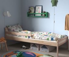 Bed frame with slatted bed base+foam mattress for kids