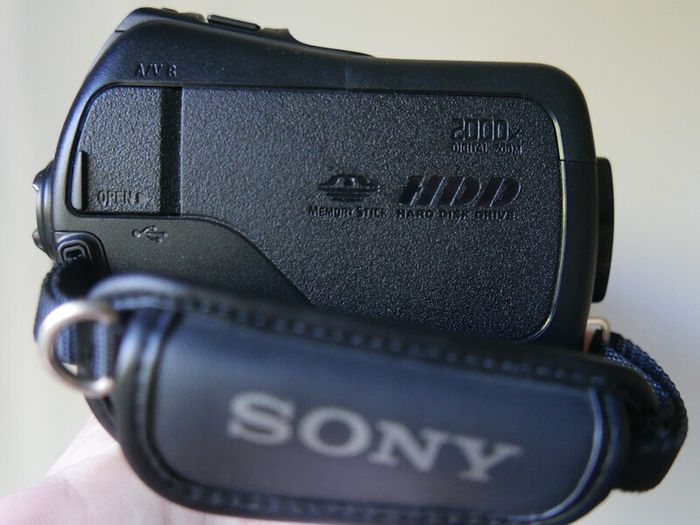 Sony Handycam DCR-SR35E 30GB HDD Camcorder, Y2K Digicam, Retro Video Camera, Carl Zeiss 40x Zoom, Vintage Digital Handycam