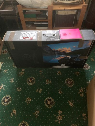 Brand New Dell UltraSharp 32" 4K U3223QE