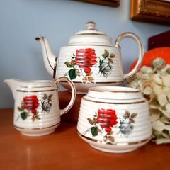 Sadler Teapot, Creamer & Sugar Bowl