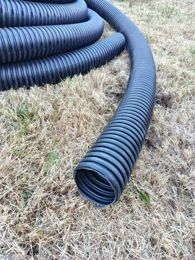 Land drainage pipe