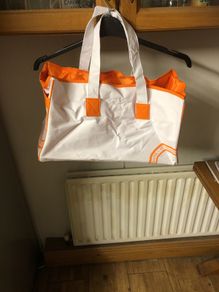 Beach bag /Make up bag Clarins