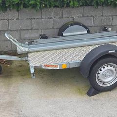 Motorcycle trailer