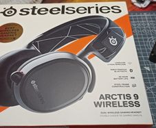 SteelSeries Arctis 9 Headphones - Parts or Repair