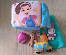 Ms. Rachel Surprise Learning Box