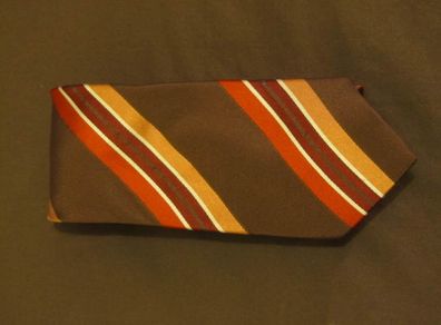 Tie 4