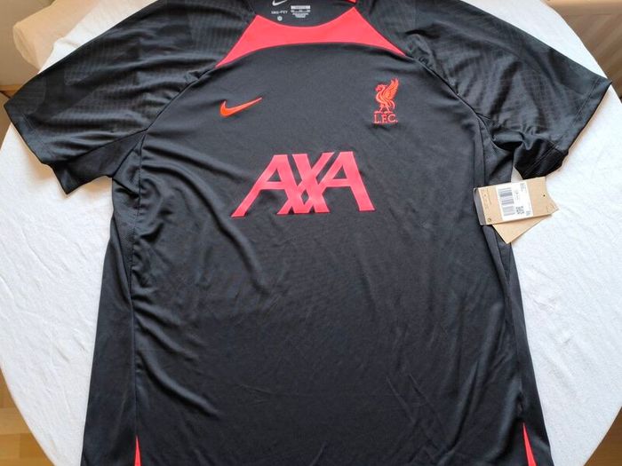 New 2022/23 Liverpool Training Performance Jersey Size XXL Adults - New with tag -