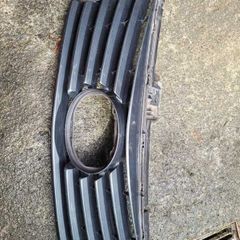 Lexus Is300h 2014 Front Grill