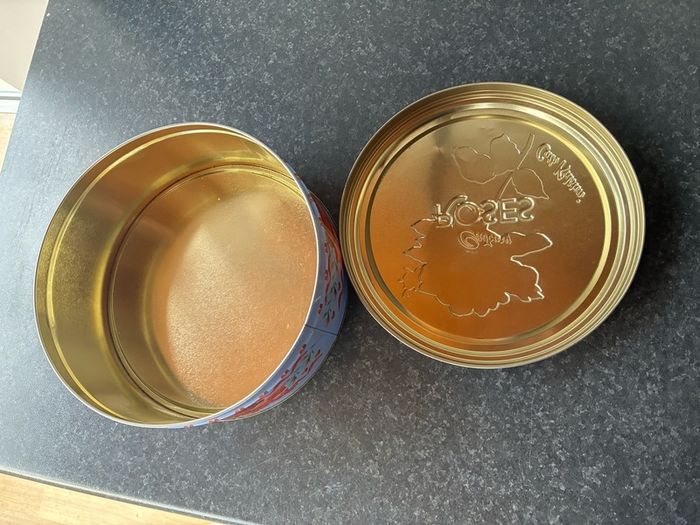 Cadbury Roses Tins