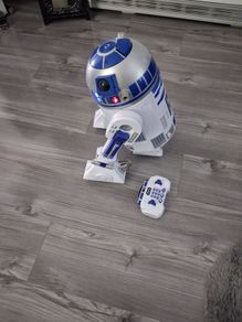 r2d2