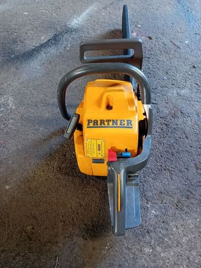 chainsaw