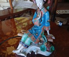 Vintage Chinese lamp