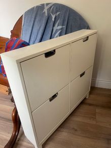 Shoe cupboard