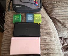 Nintendo DS Lite Bundle