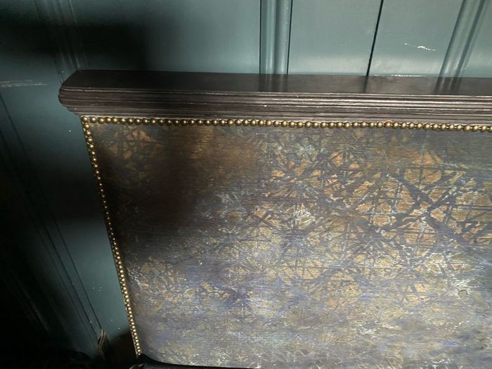 Banquette dining bench