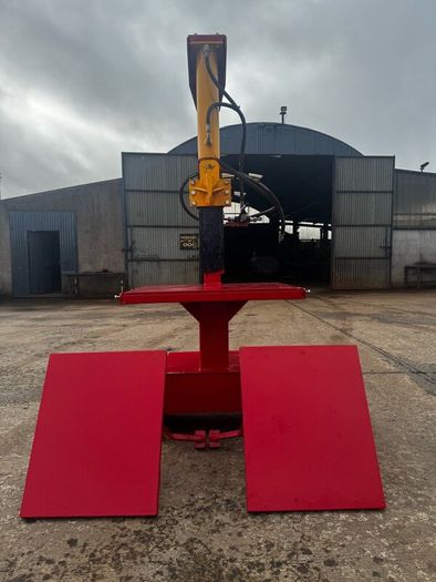 16 Ton Log Splitter