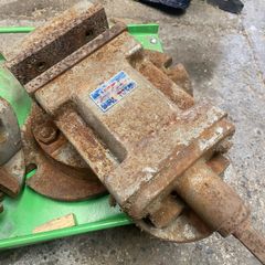 x2 swivel Jones & Shipman Vice
