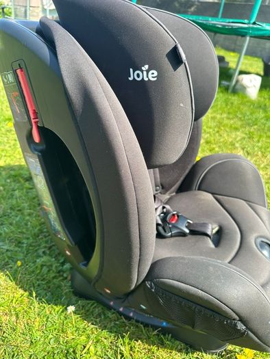 2 x Joie car seats available for sale