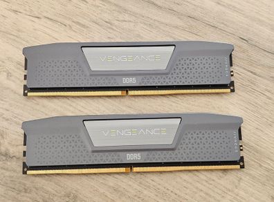 Corsair Vengeance 64GB (2x32GB) DDR5 - EXPO