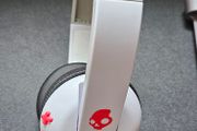 Skull Candy Uproar Bluetooth Wireless headphones White