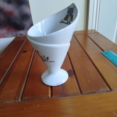 Porcelain vase by Meadows and Byrne