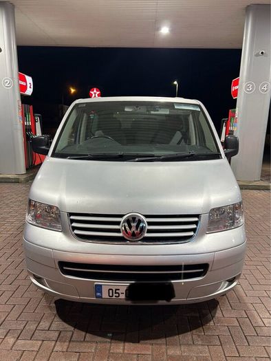 VW Transporter Shuttle