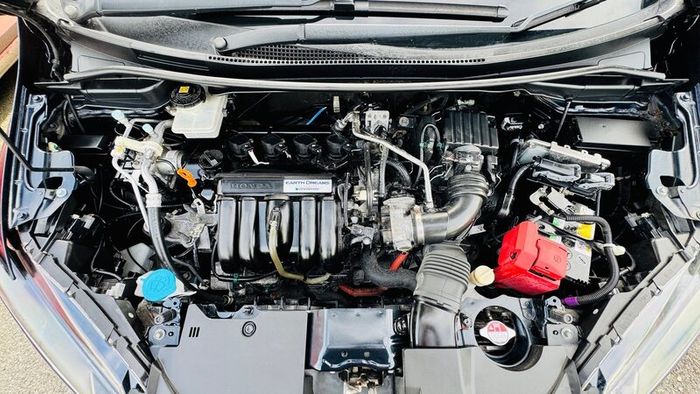 Honda Shuttle Hybrid Z 2016