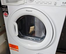 Hotpoint condenser tumble dryer: freestanding, 8,0kg