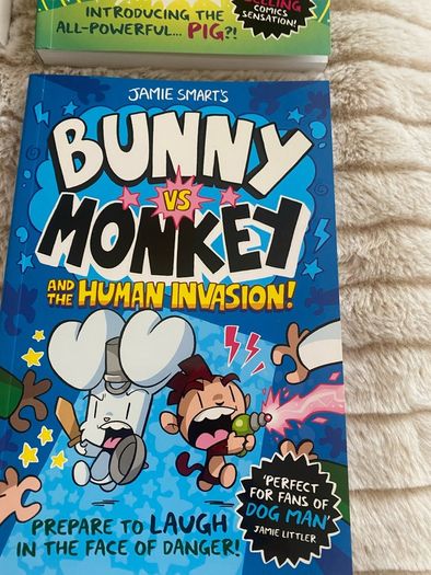 Brand New Selection of 6 BUNNY VS MONKEY Children's Books by Jamie Smart