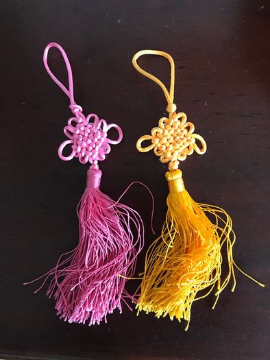 Oriental tassels