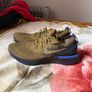 Clean Nike shoes excellent and new condition UK 9 Image 3