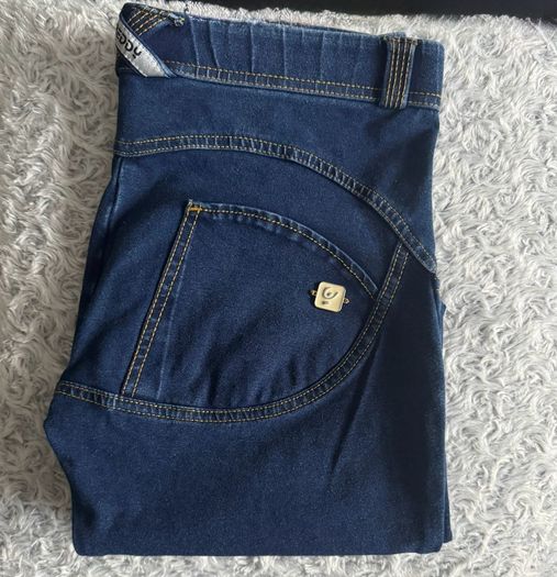 Freddy WR.UP shaping skinny jeans In mid blue Size UK 10 / EU 38