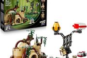 Lego Star Wars 75422 Smart Play Yodas Hut and Jedi Training