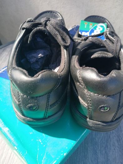 New POD Black Lace Shoes
