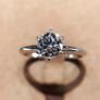 engagement ring Image 4