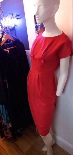 True Vintage Wiggle Dress 50s 60s