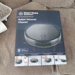 Robot vacuum cleaner