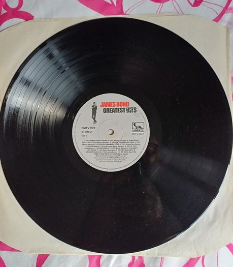 The Best of James Bond 007 on Vinyl