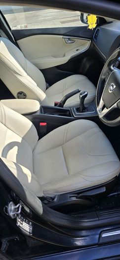 Volvo V40 2016